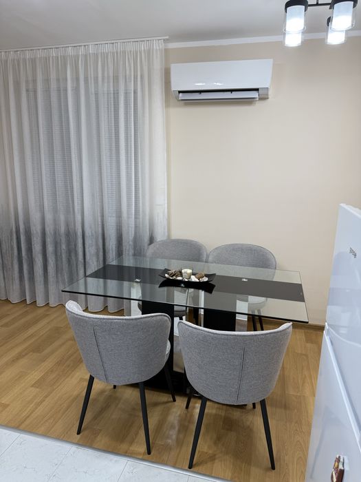 Наем на тристаен апартамент до Парадайс