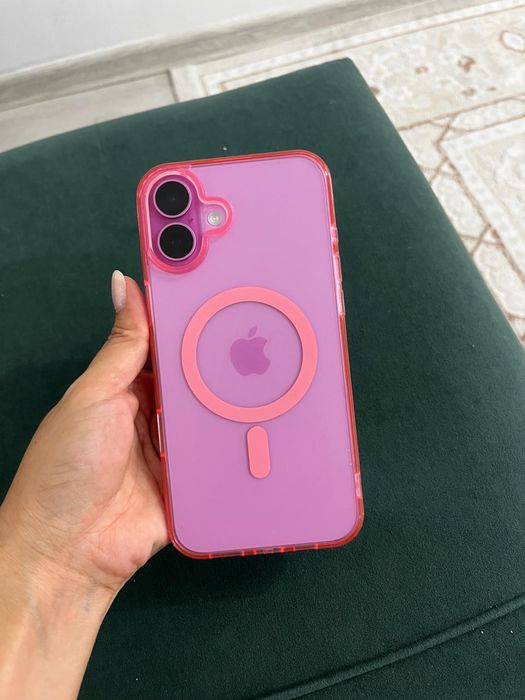 Apple iPhone 16+ 128Gb розовый