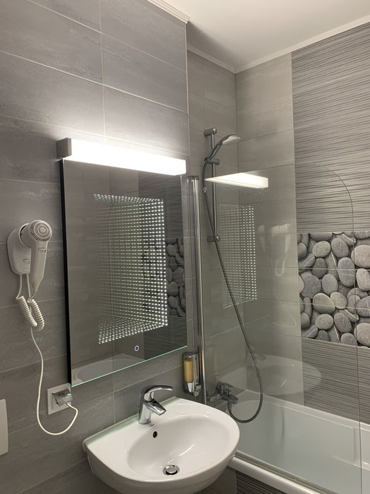 Cazare Brasov regim hotelier 3 camere Apartament Coresi