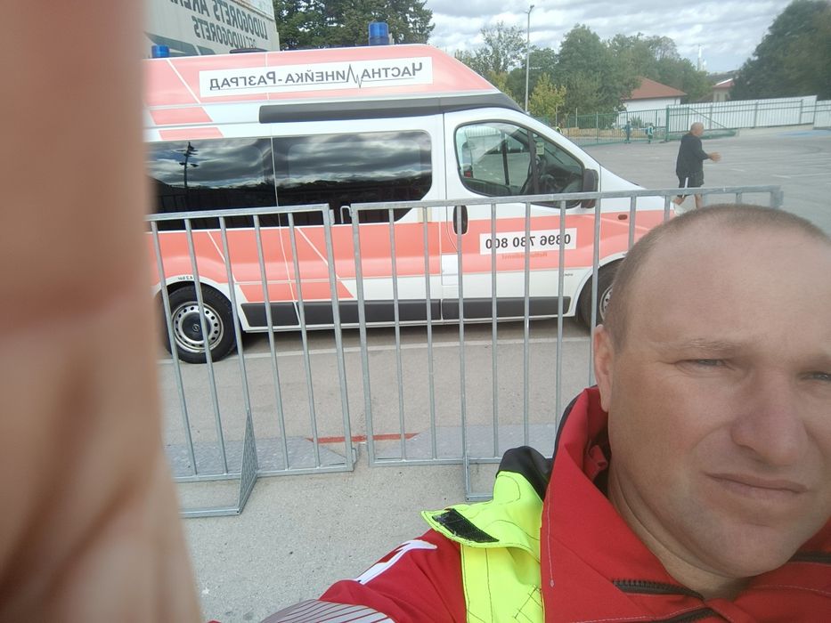 Частна линейка..