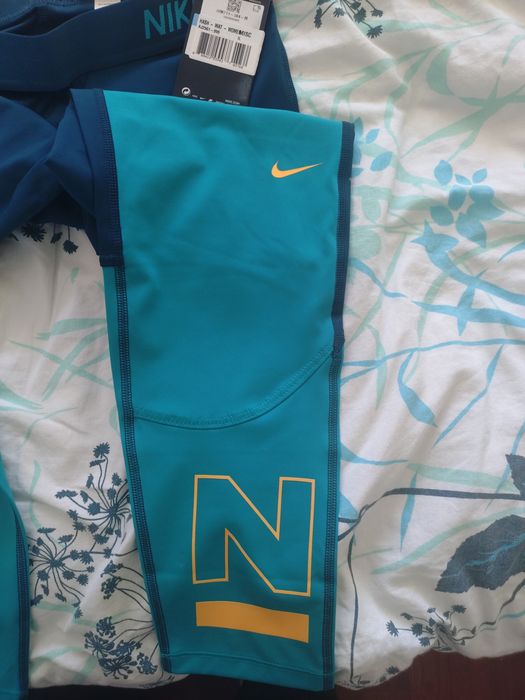 клин Reebok размер М, клин Nike