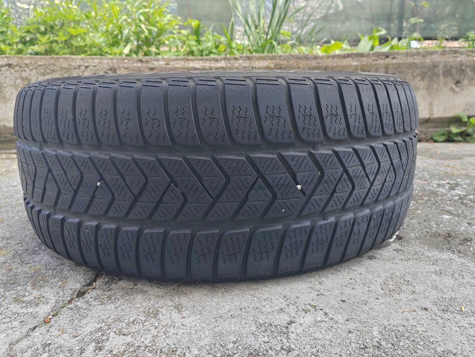 245/45/19 1бр.Pirelli Зимна Гума