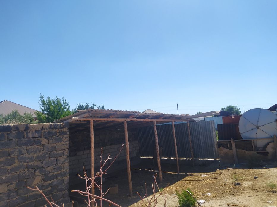 Уй сатылады орталыктан старый базардан