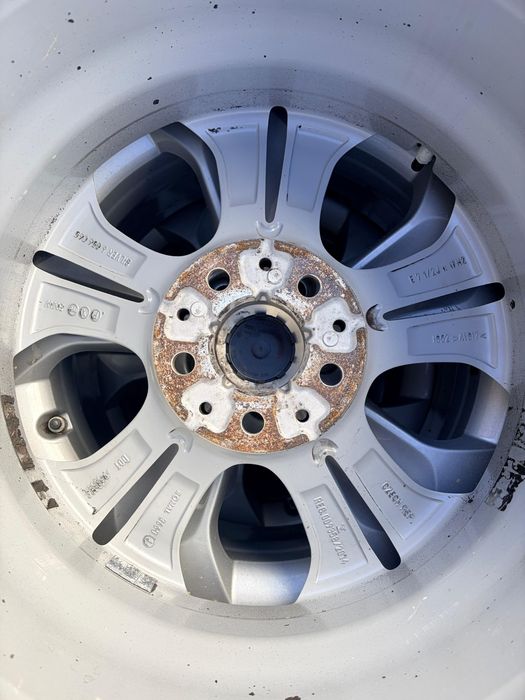 Jante cu anvelope vara 225 55 R17 Ceat Winterdrive dot23 9mm Bmw F48 F39 X1 X2 style 564 stare impecabila