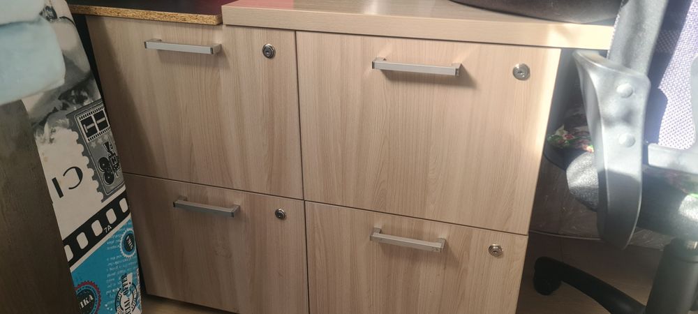 Продам ресепшин б/у