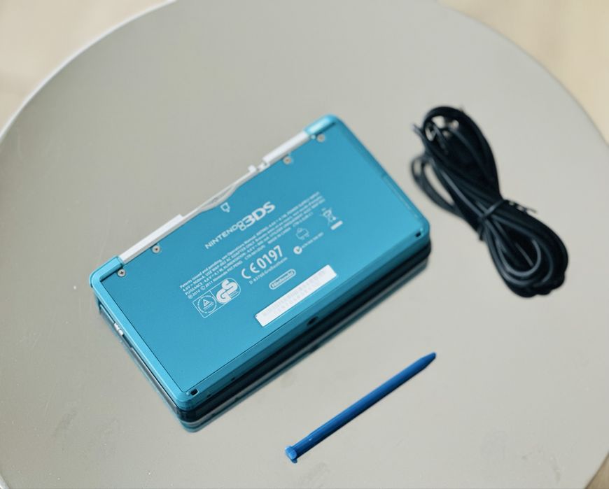 Nintendo 3DS Blue + 70 игри Pokemon Zelda Mario Нинтендо