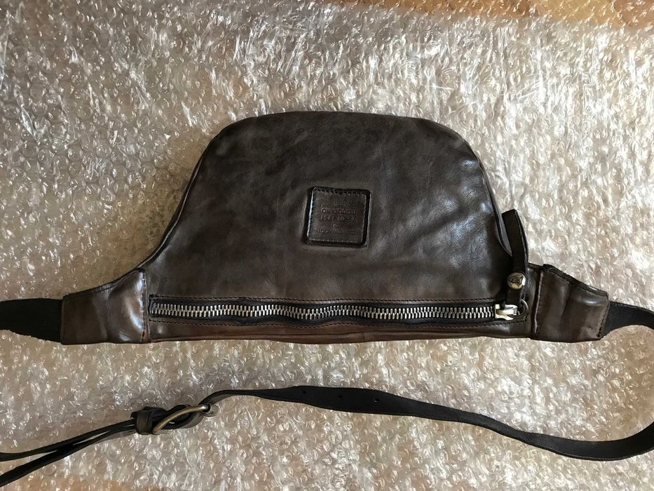 Чантичка за кръста Campomaggi BELT BAG EASY