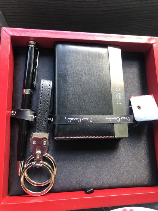 Подаръчен комплект