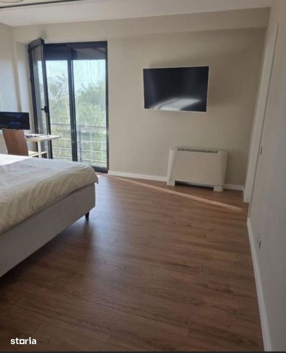 Iancu Nicolae:Apartament 4 camere langa de padure,compound cu piscina!