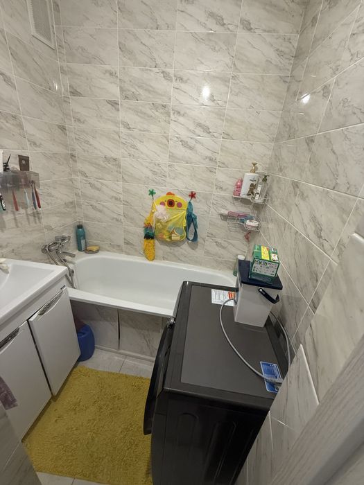 Продам 2комн квартиру.