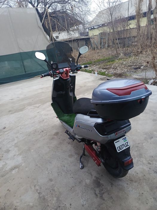 Скутер Сотилади нархи 400 д состояниями зор янги аккумулятор койилган