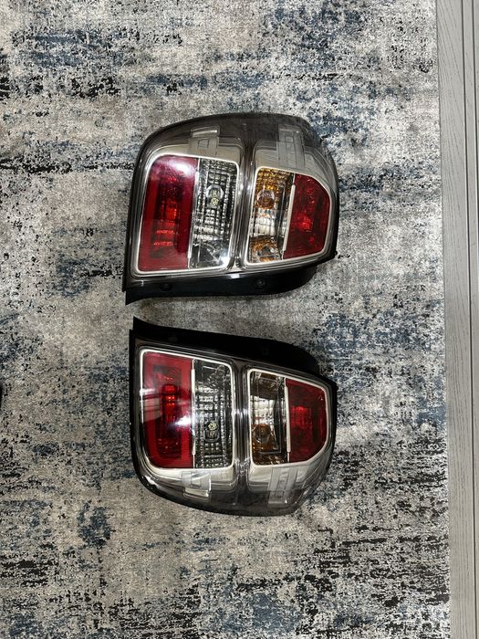 Cobalt Midnight fara sotiladi