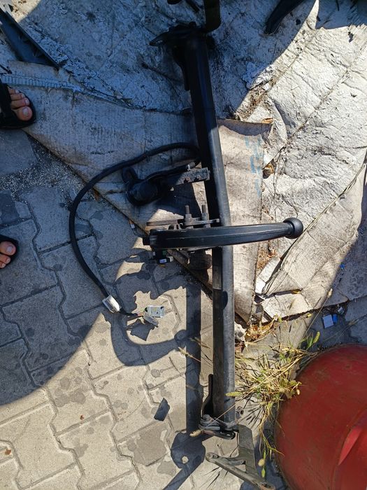 Теглич за ПЕЖО 3008