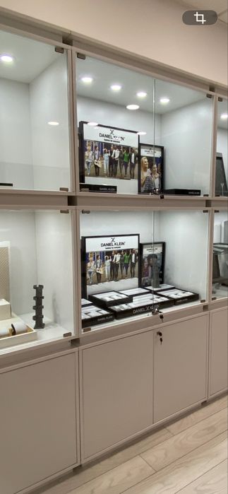 Display ceasuri de mana