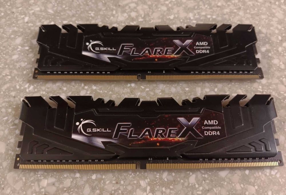 16GB / 32 GB DDR4 G.SKILL FLARE X 3200 CL14 1.35v / 3866 CL16 1.35v