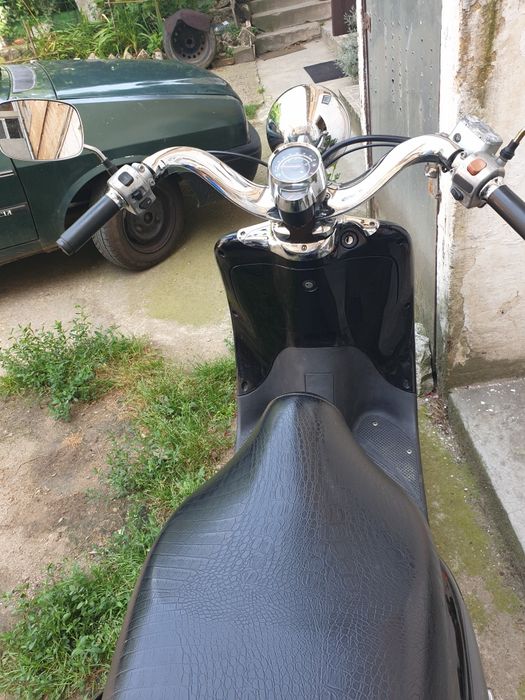 Scuter 49 cm3 Aprilia