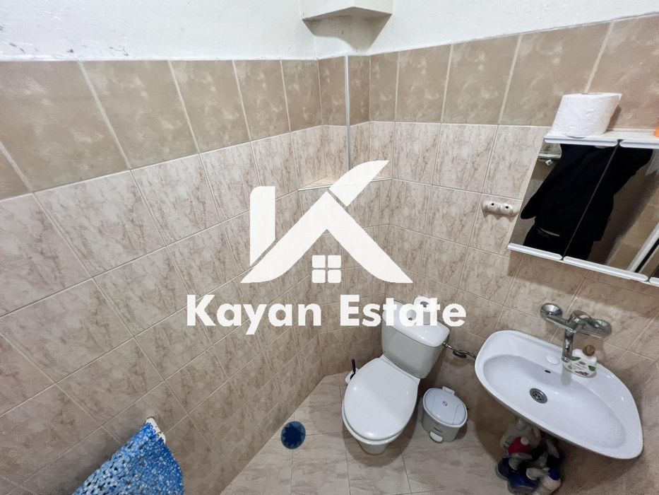 Дава се под наем Двустаен апартамент в Бургас, Център - 70 кв.м за 500 € - Снимка #8