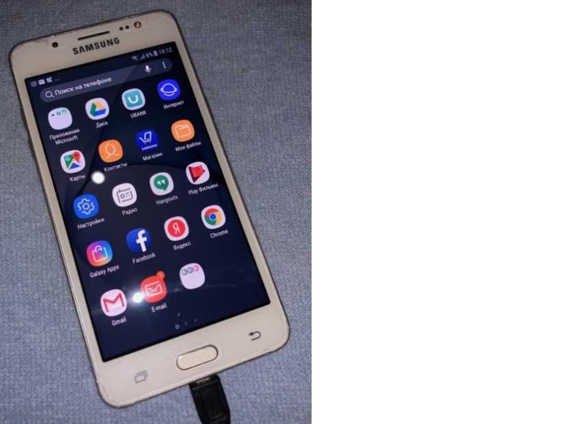 телефон samsung g5 срочно продаю