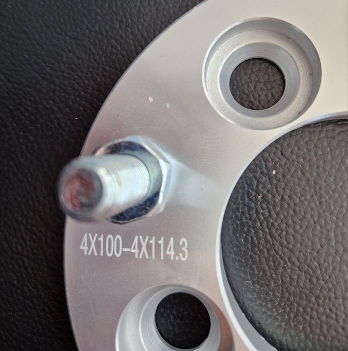 Set 4 Distanțiere 4x100 la 4x114.3 – Grosime 15mm