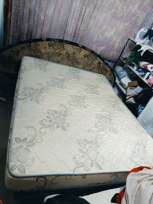 Отдам кровать. Самовывоз