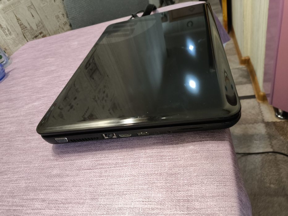 Продам ноутбук Hp i3