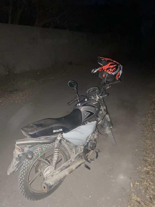 Продам мотоцикл шарк 125