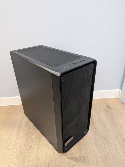 Работен компютър от висок клас