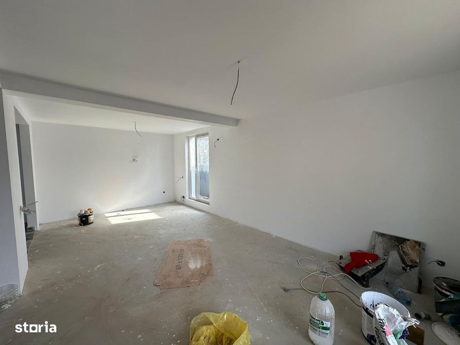 Casa individuala, cu etaj, in Clinceni