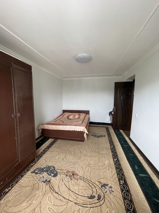 Продаётся 1-комнатная квартира в центре Чарвака