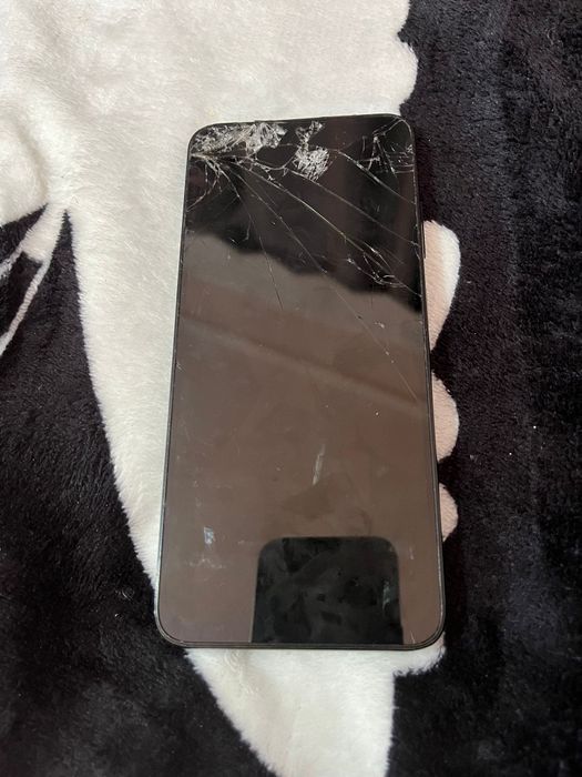 Samsung A05s cu display spart – preț negociabil