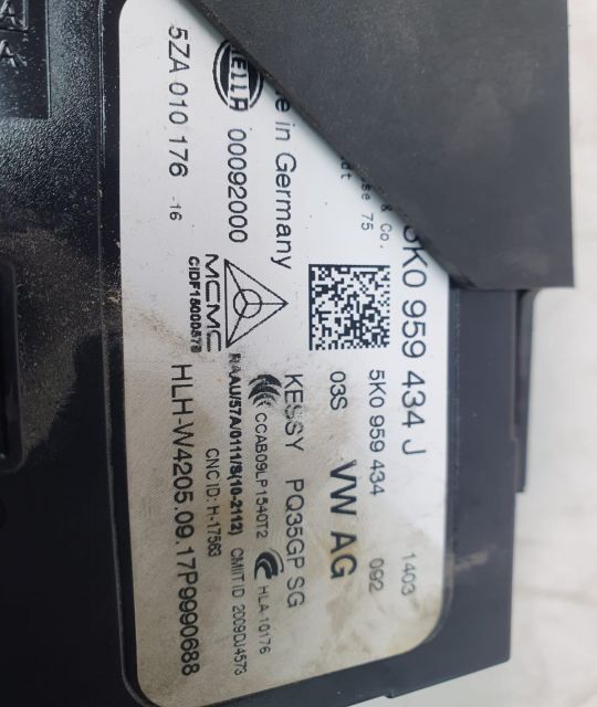 Modul keyless 5k0959434j 5za010176 2.0 tdi Skoda Octavia 3 seria