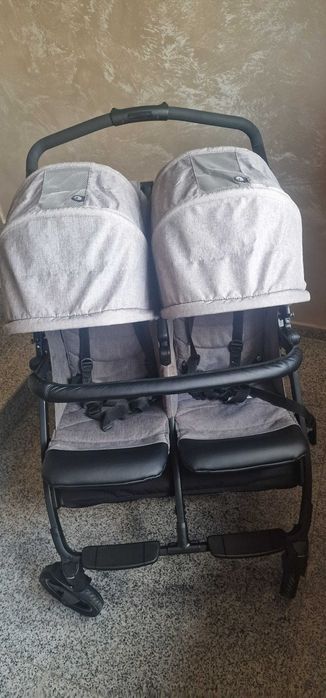 Детска количка за близнаци Peg Perego