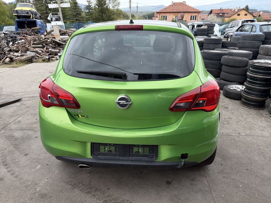 Opel Corsa E НА ЧАСТИ