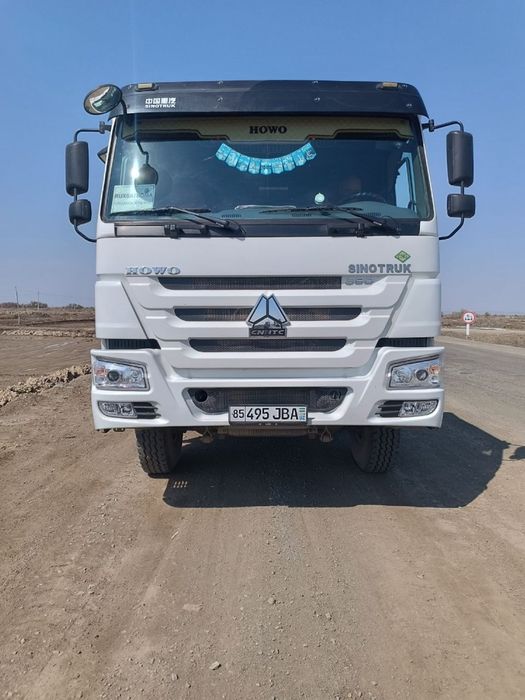 Sinotruk HOWO 32 tonnalik samansvallar