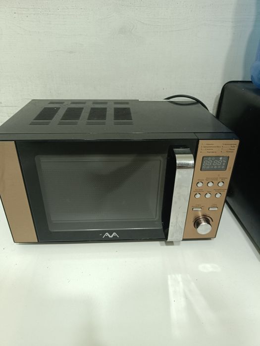 Асел печь, колонка, микроволновка, пылесос.