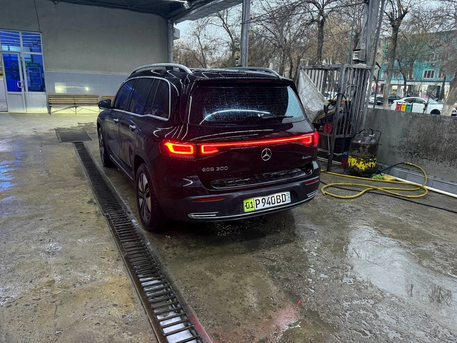 Mercedes Benz eqb 300 4 matic Germany