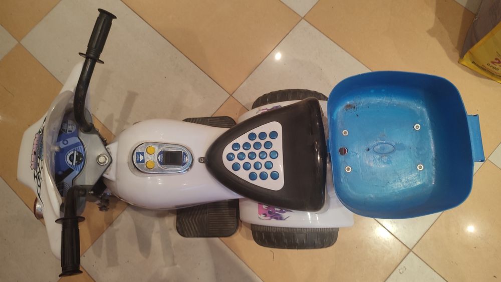 Детски мотор за бутане