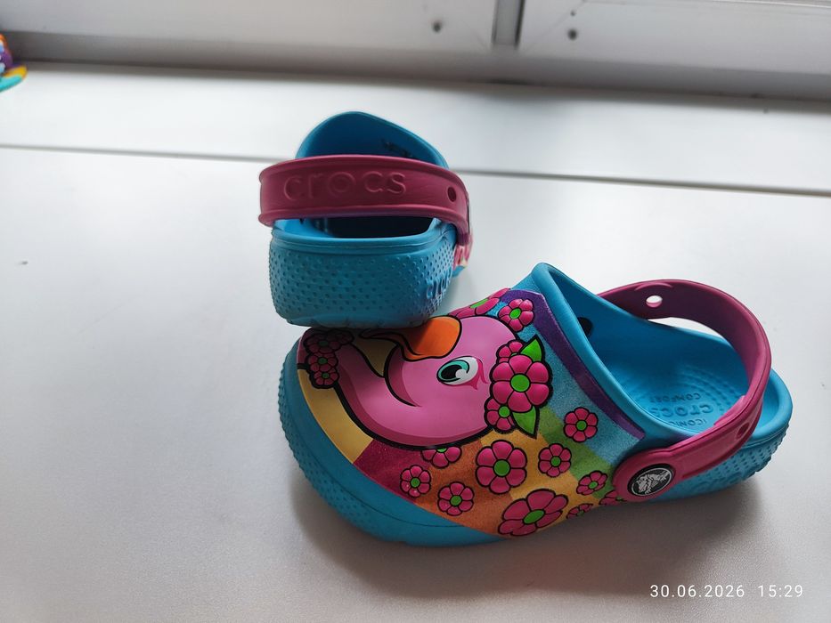 Crocs оригинал для девочки 28-29 размер, яркие