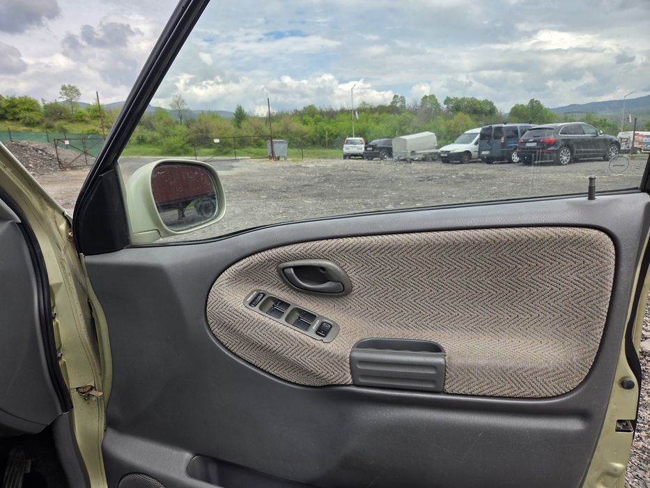 Сузуки Гранд Витара  2.5