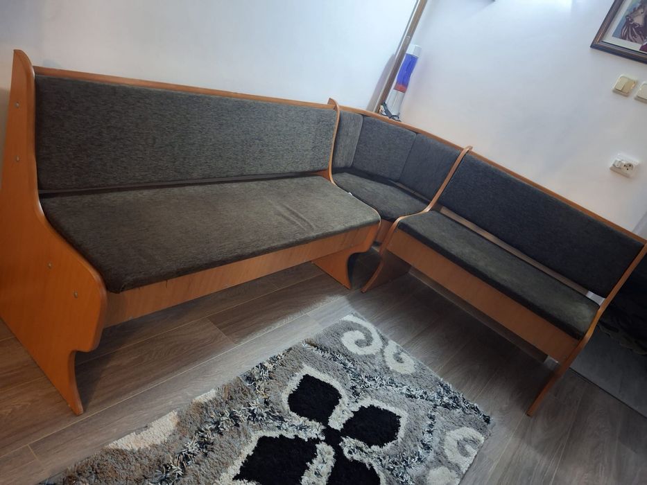 Mobila living , cuier hol + sifonier, servanta, coltar bucatarie