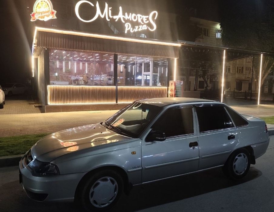Срочно продаю нексия 2 2009 года метан