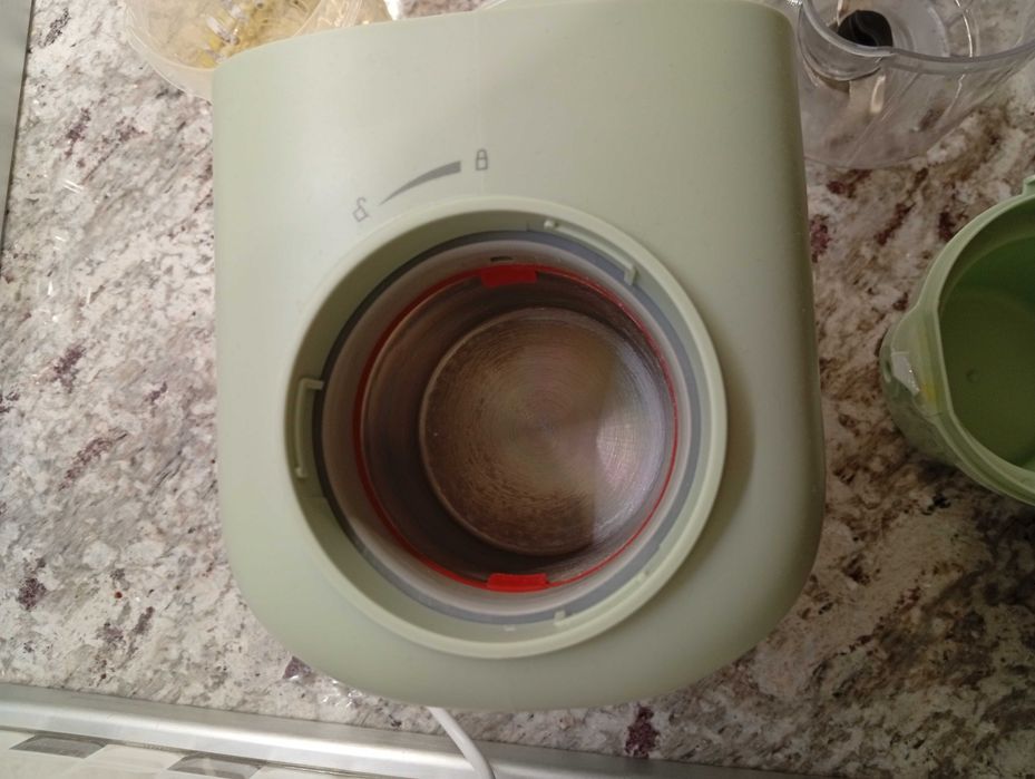 Уред за готвене на пара и пюрета за бебе