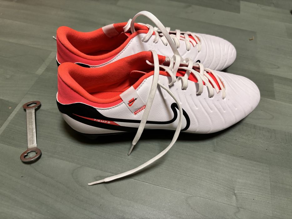 Футболни обувки Legend 10 Academy sg-pro Ac