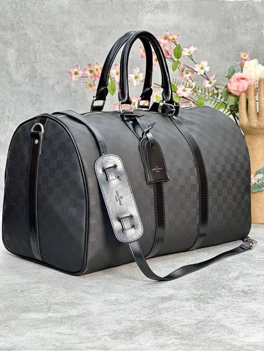 Geanta unisex Louis Vuitton voiaj, saculet, etichetă