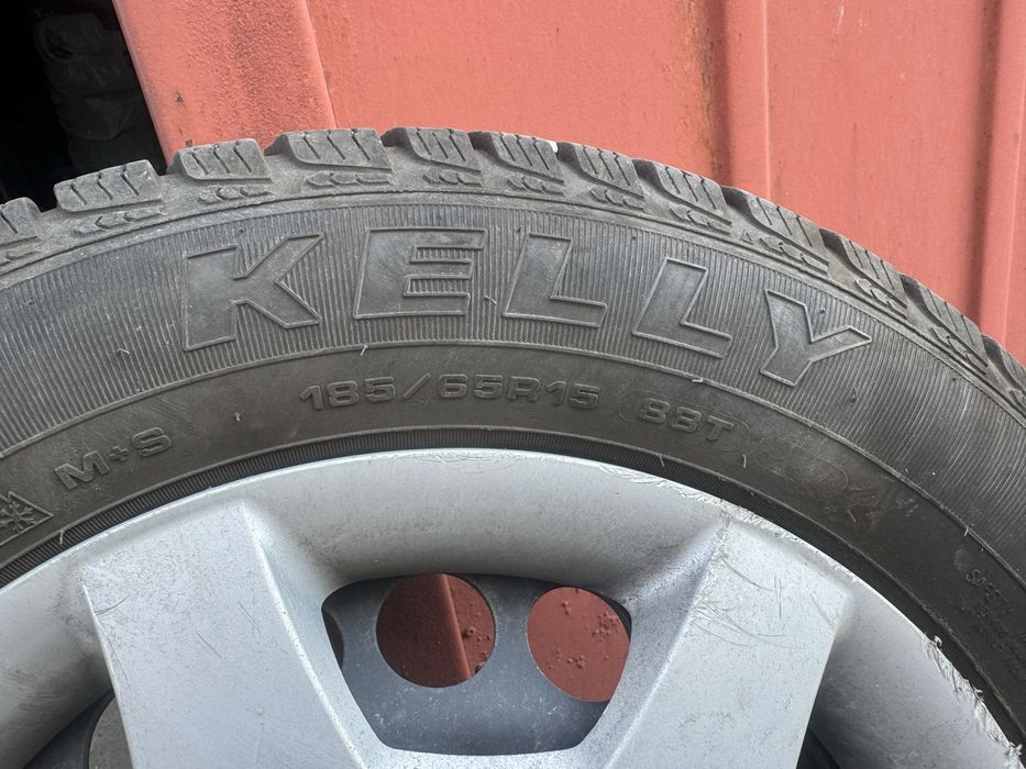 Зимни гуми с джанти за мерцедес А класа (W169)