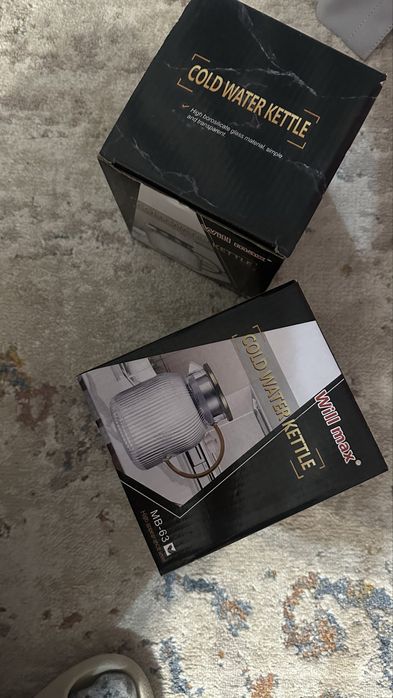 Продам чайник маленький