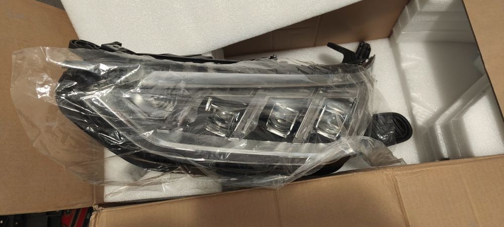 Фара на BYD song plus