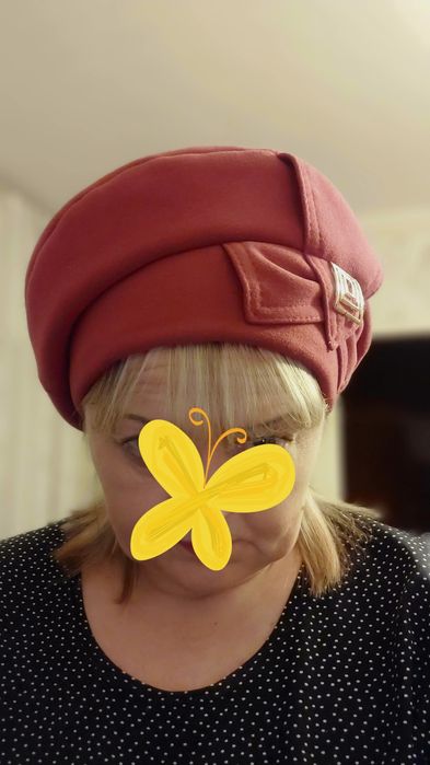 Берет женский, продаю