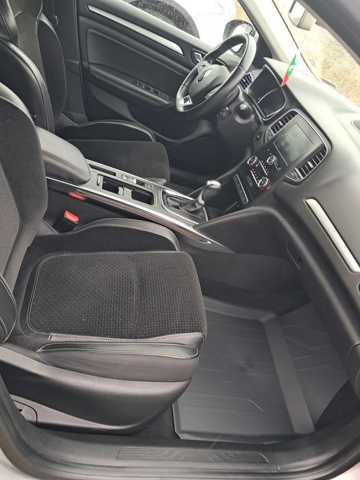 Renault Megane 1.5 Автоматик СПЕШНО