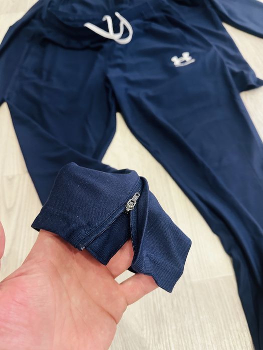 Продам костюм under armour 100 % оригинал
